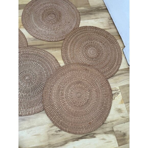 Set of 5 16” inch rattan place mats - Picture 2 of 8